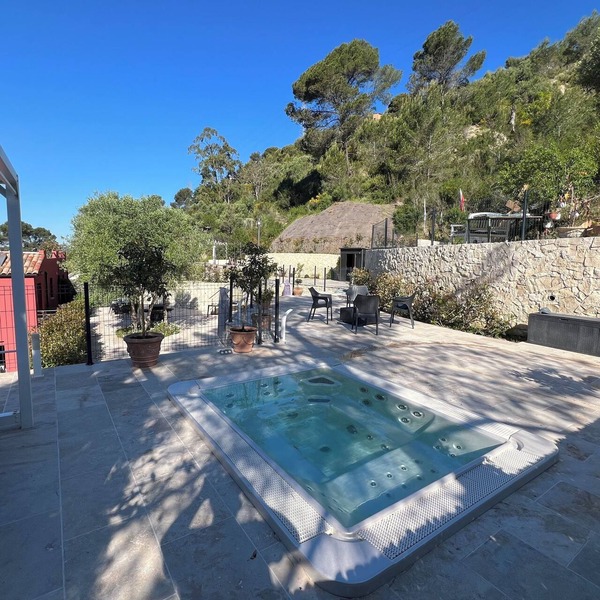 2-room apartment - jacuzzi & terrace