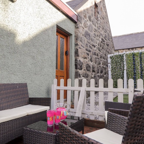 2 Seafield Place