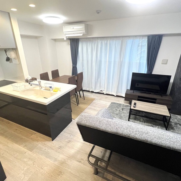 2 single beds/1 sofa bed/4 min walk from station!