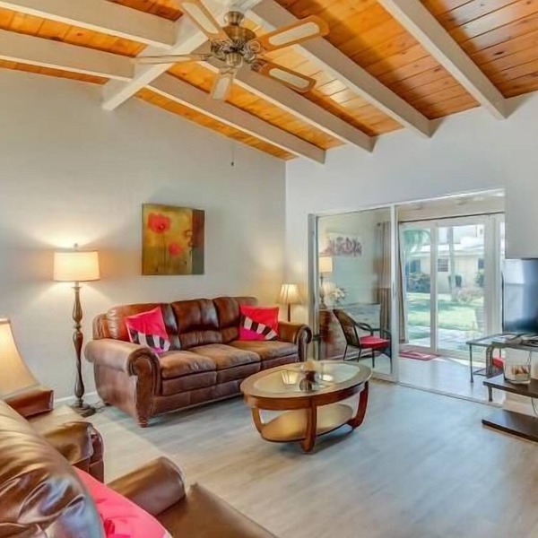 24 Premium - Romantic Siesta Key Delightful One-Bedroom Villa for Two