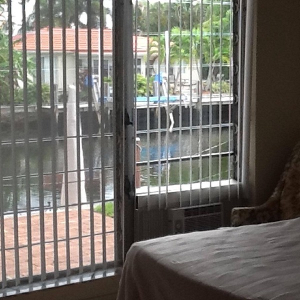 260 Waterfront apartment close to beach