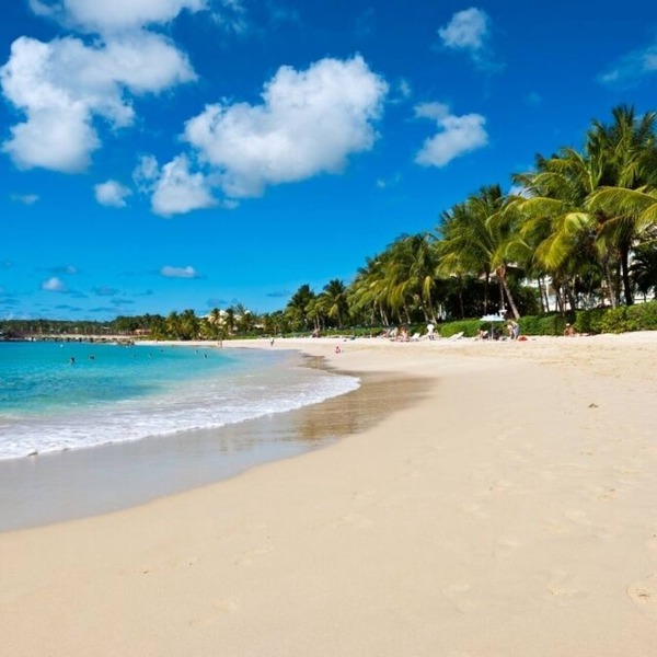 #271 Beautiful Beach Front Exceptional Luxury Apartment in Port St Charles.