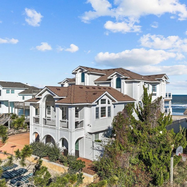 2876 - The Blue Martini - Oceanfront Luxury Retreat w/Pool & Sauna