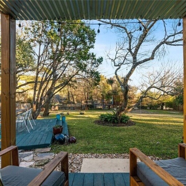 2b1b Hidden Oasis in the Hills - Close to Downtown
