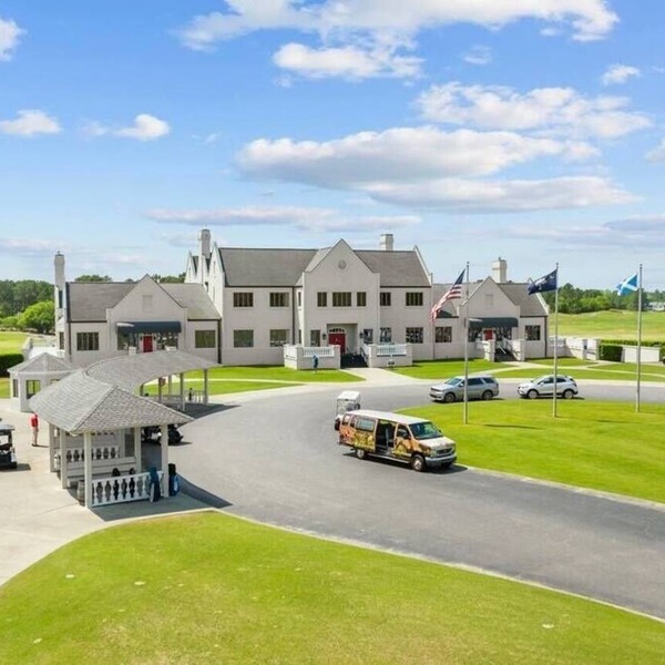 2Br Condo @ Legends Golf