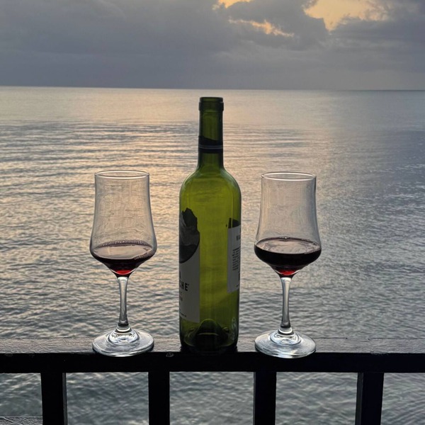2nd Floor - Direct Beach Access - Sleeps 6