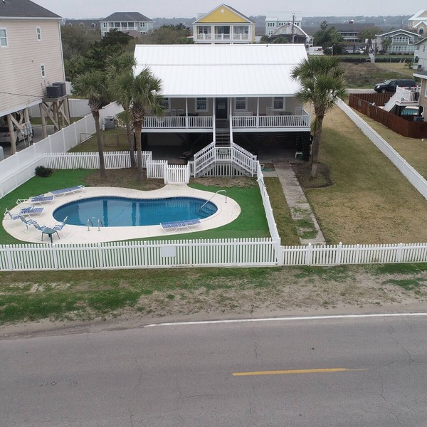2nd row, Private Pool, Putting Green Direct Beach access, Resort Package.
