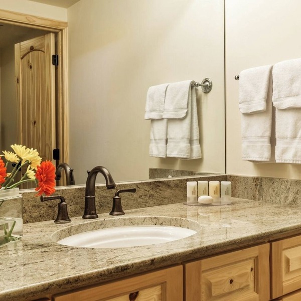 3/3 Suite Aspen Core, Pool Hot Tub, Sauna, Concierge