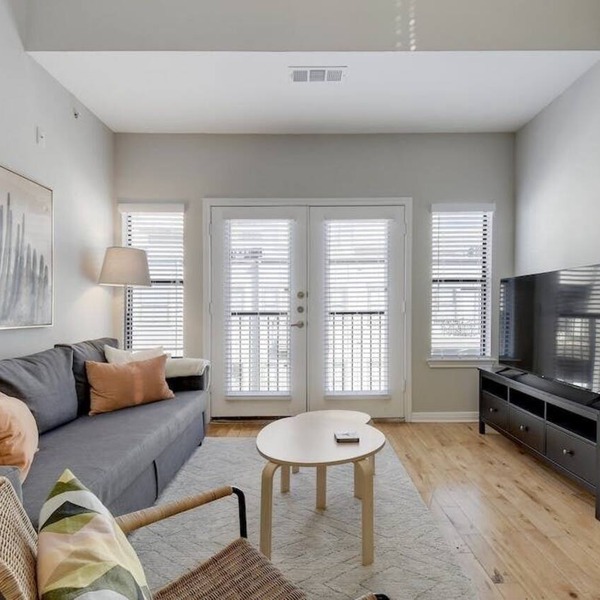 3 Bed/2 Bath West Campus Penthouse Condo in the Heart of Austin