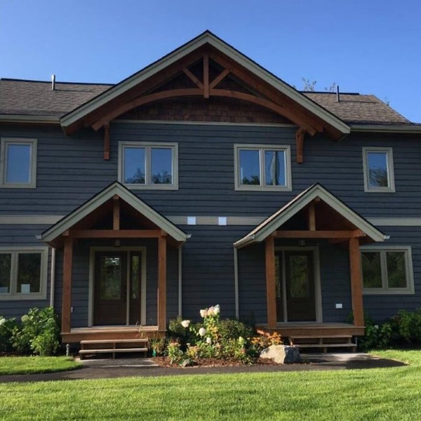 3 + bed 3 bath Villa on Lake Muskoka