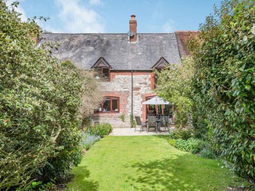 3 Bed in Dorchester oc-dc108