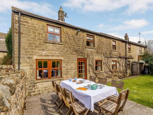 3 Bed in Harrogate oc-hh016