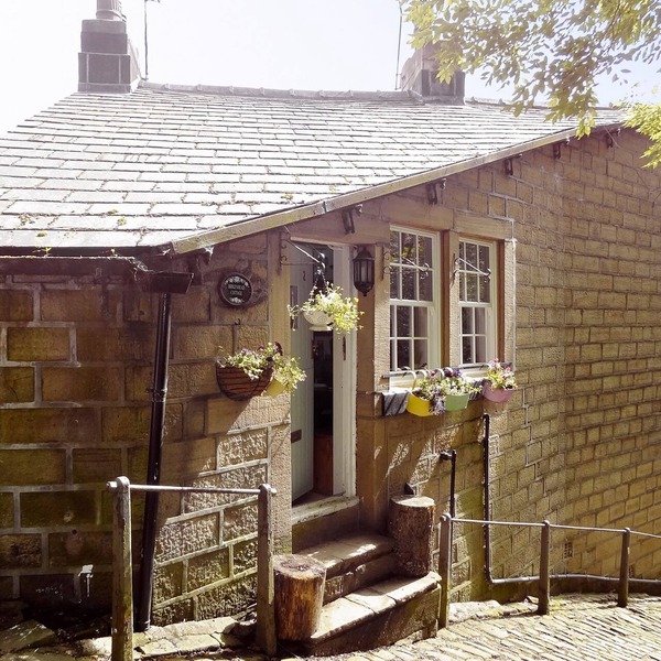 3 bedroom accommodation in Hebden Bridge Birkenhead Cottage