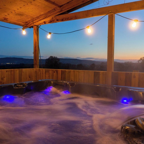 3 bedroom accommodation in Langford Budville, near Wellington