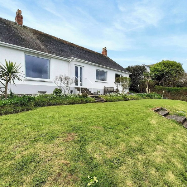 3 bedroom accommodation in Mousehole
