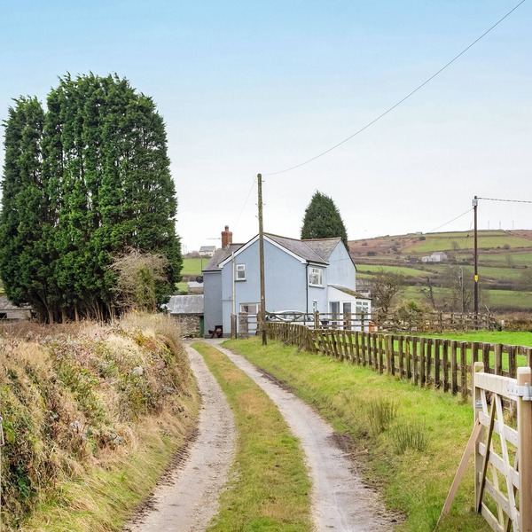 3 bedroom accommodation in St Dennis, near St Austell