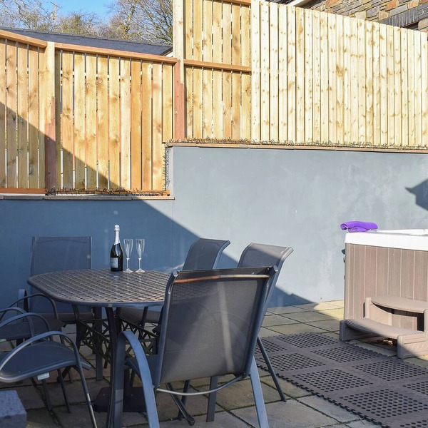 3 bedroom accommodation in Dihewyd, near Aberaeron