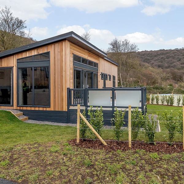 3 bedroom accommodation in Cheddar