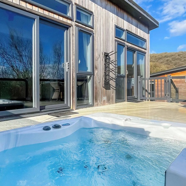 3 bedroom accommodation in Cheddar