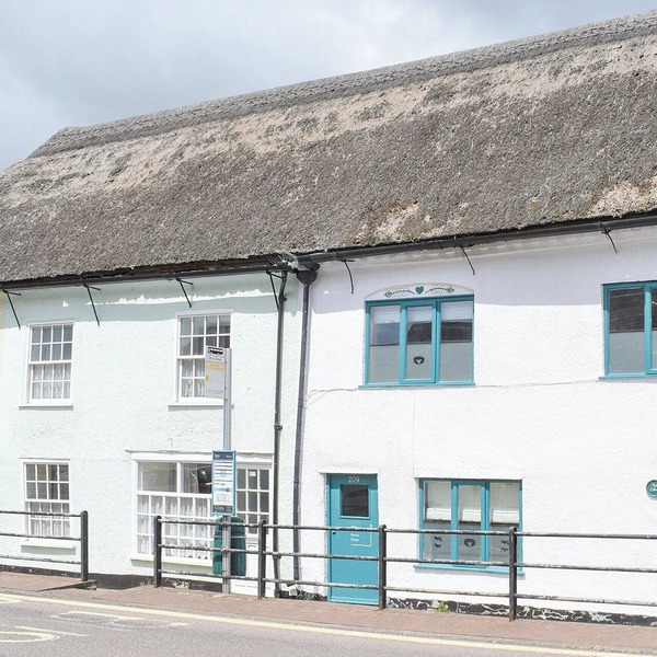 3 bedroom accommodation in Honiton