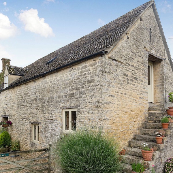 3 bedroom accommodation in Middle Duntisbourne, near Cirencester
