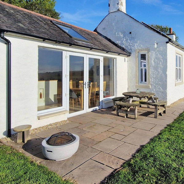 3 bedroom accommodation in Caerlaverock, near Dumfries
