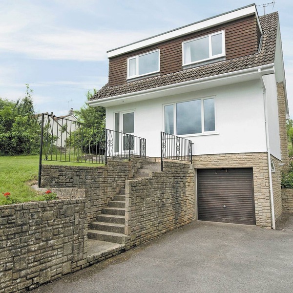3 bedroom accommodation in High Littleton, near Bath