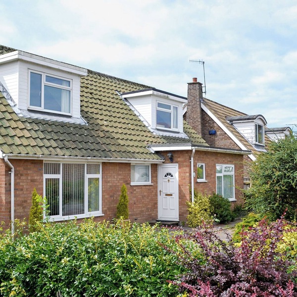 3 bedroom accommodation in West Runton, near Sheringham