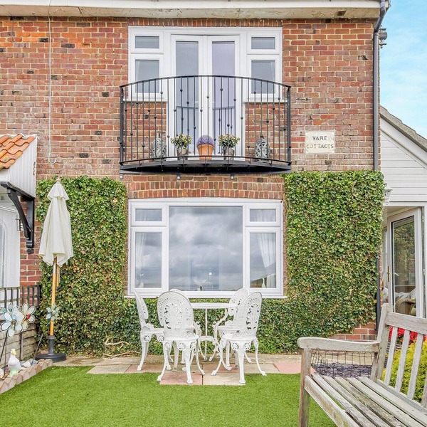 3 bedroom accommodation in Reedham