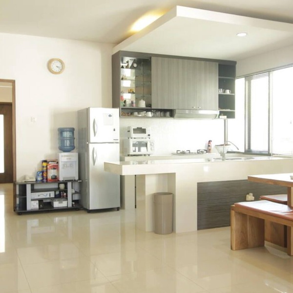 3 Bedroom Beach Side