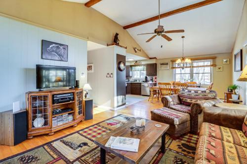 3 Mi to Big Boulder Mtn! Poconos Home w/Game Room
