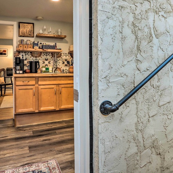 3 Mi to Dtwn: Convenient Denver Apt
