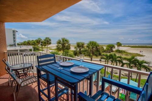 301 - Surf Beach Resort