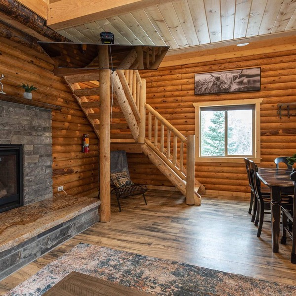 330 E Trail Road Cabin Secluded Mountain Getaway