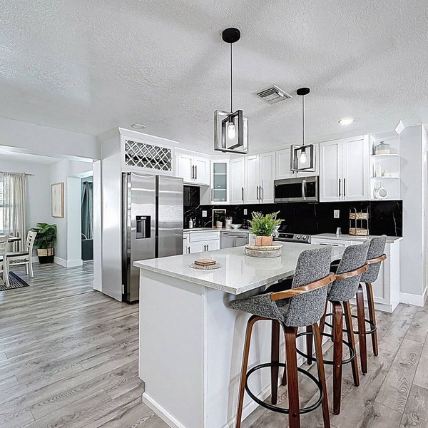 3485 Floral Drive SE