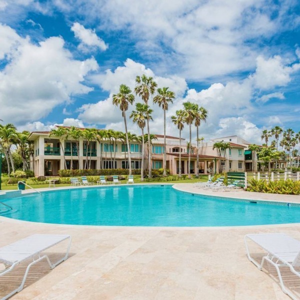 3BR Oceanfront Community with 3 pools/tennis - Villa de Palma, w/generator