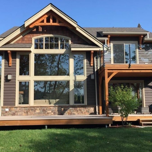 4 bed 4 bath Villa on Lake Muskoka