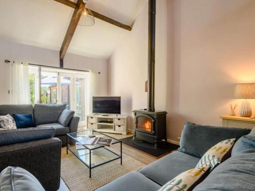 4 Bed in Melton Constable oc-88678