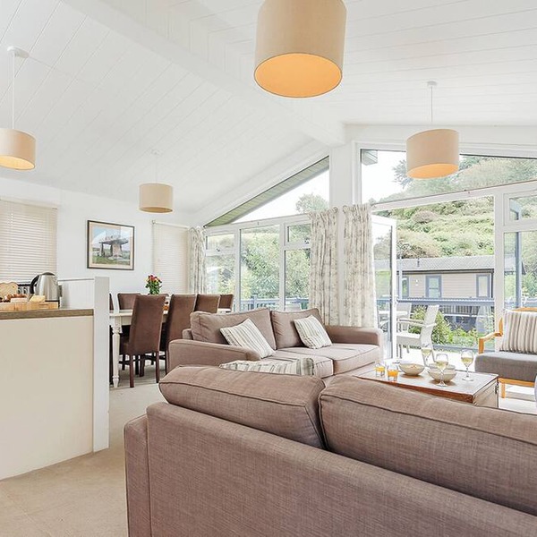 4 bedroom accommodation in Mullion Cove, Helston