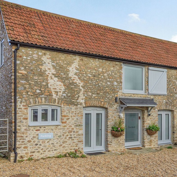 4 bedroom accommodation in Bishopswood, near Honiton
