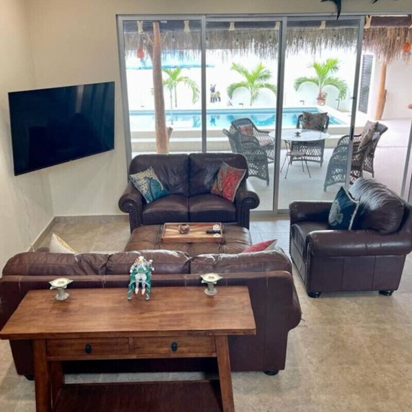 4 Bedroom Downtown Los Barriles, Casa Pina