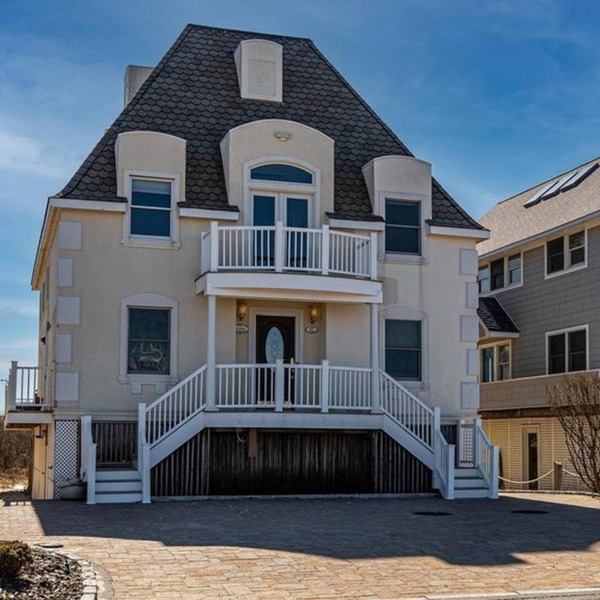 4 Bedroom Single family 264465 by Houzlet