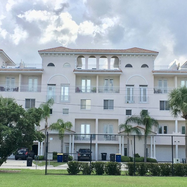 4 BR Clearwater Beach Townhouse Hot Tub Rooftop Lounge Beach/Gulf Views