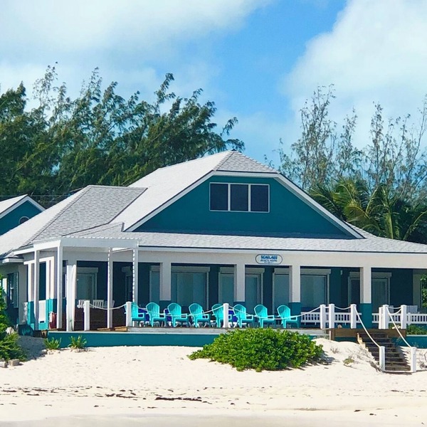 4 Master Suites - Stunning Beach - Huge Sun Deck - Featured On HGTV