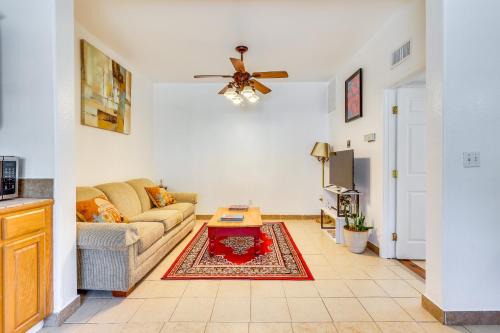 4 Mi to Lake Elsinore: Pet-Friendly Adventure Base