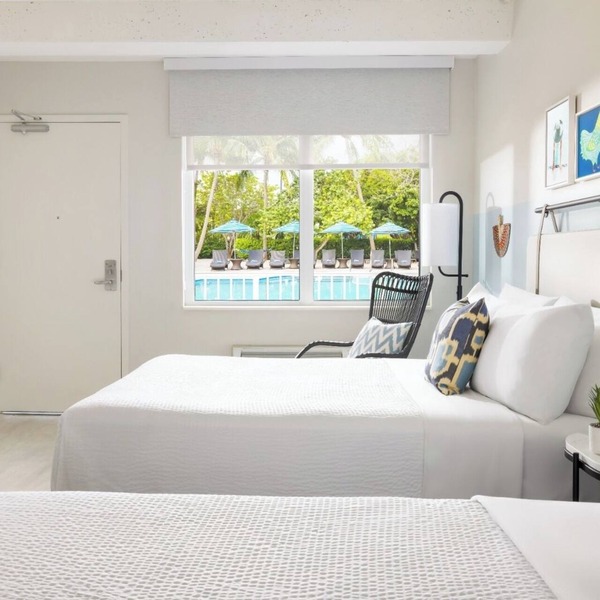 4 Pool-view Rooms with 2 Queen Beds l Island Vibes Await in Blue Flamingo Resort