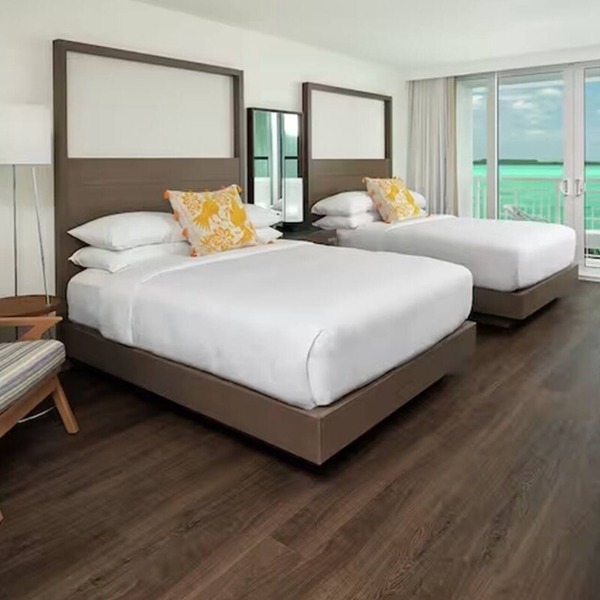 4 Waterfront Room w/2 Queen Beds in Coconut Wing