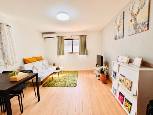 4BR Spacious Home, 10min to Umeda, 8 Guests
