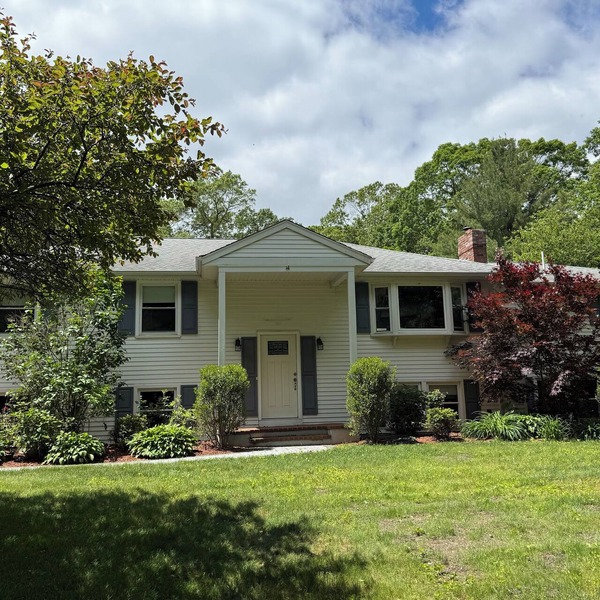 5 Bed/4 Bath - Walk to the World Cup from this beautiful Foxboro home.