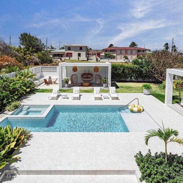 🌴 5 Bed Villa, Ocean View , Pool with Jacuzzi, Near Crane beach🌴